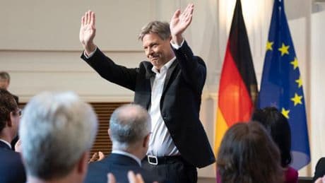 Habeck im Gespräch über Engagement an US-Elite-Uni