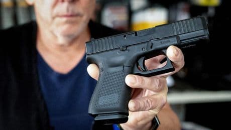 Austria endurece la ley de armas tras el tiroteo de Graz