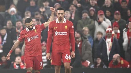 Defensa a ultranza de Salah a Alexander-Arnold