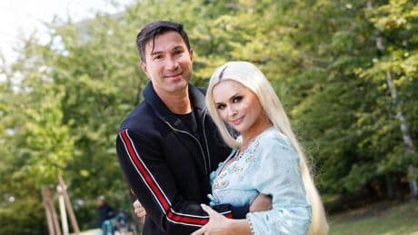 Mitsamt Elvis-Imitator: Daniela Katzenberger hat erneut geheiratet