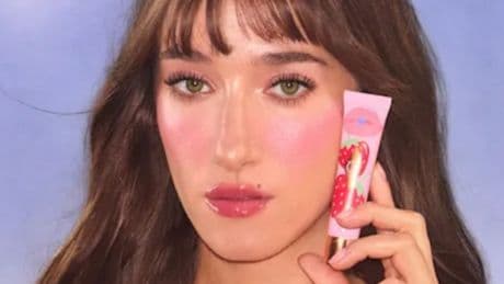 Charlotte Tilbury's 'perfect' lip oil that 'lasts a long time' now under £20 in set