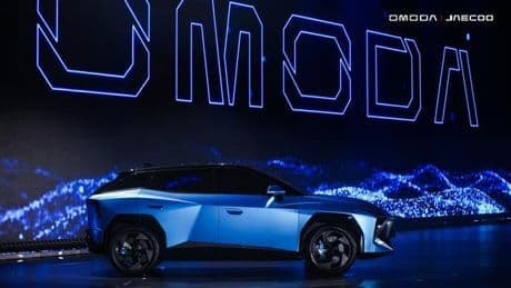 El Omoda 3 prende la "Mecha