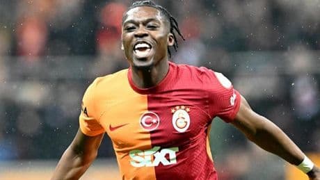 Galatasaray, Derrick Köhn için Werder Bremen ile görüşüyor