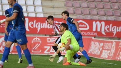 El Zamora no da opción al Amorebieta