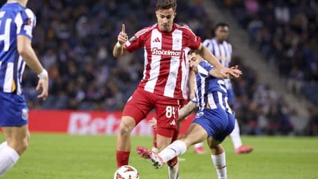 Brighton'dan santrfora genç takviye