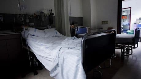 El sonido que hacen las personas cuando les quedan horas de vida, según un médico