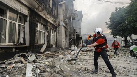Ukraine-Liveblog: Selenskyj: Russische Angriffe lauter als Friedensbemühungen