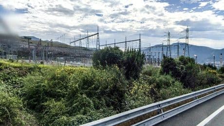 La Policía desaloja una carrera ilegal que reunió a 600 personas en Abanto