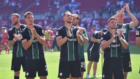 Beim BVB wurde ER zum Kaiser - Hannover 96 hat jetzt einen Beckenbauer
