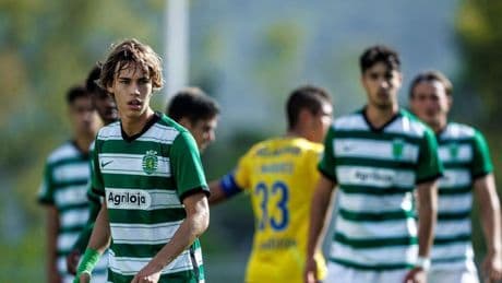 UD Las Palmas vende a Moleiro al Villarreal y ficha a dos canarios desde la Península