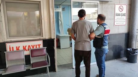 İzmir'de DEAŞ operasyonu: 1 gözaltı