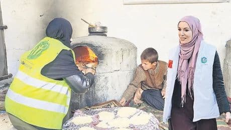 ÖMER KARAHAN / Cesur yürek Gamze, Gazze’de fırın açtı: Zulüm altında ekmek üretiyoruz