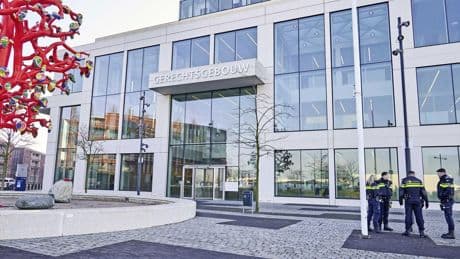 ’Prinsesje’ zou haar vader gruwelijk hebben omgebracht, OM eist 22 jaar cel tegen jonge vrouw (22)