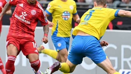 „Waren mit der Spielführung unzufrieden“: So ordnet Fortuna die Schiedsrichter-Leistung in Braunschweig ein