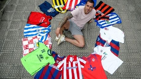 Adiós a Urko Vera, el nueve que pasó de barrer las calles a lograr un gol de oro para el Athletic