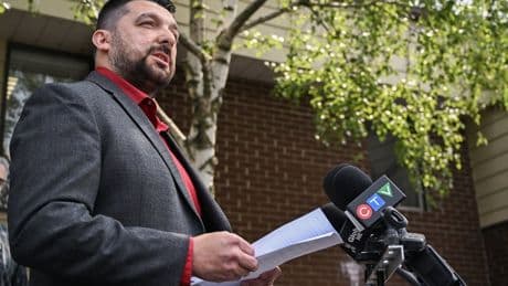 Mohawk Council of Kahnawake considering road tolls in response to federal cuts