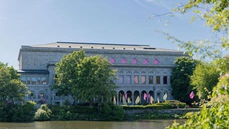 Modernes Theater: Doppelerfolg für "Staubfrau" beim Mülheimer Dramatikpreis