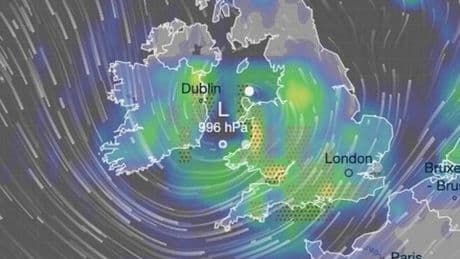 UK weather forecaster's blunt six-word advice to anyone getting married this weekend