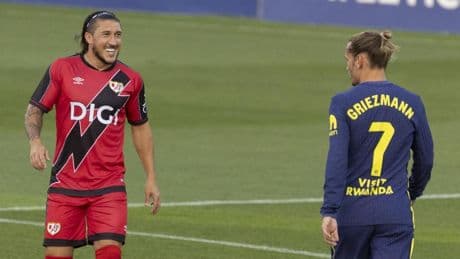 El Atlético-Rayo, en imágenes