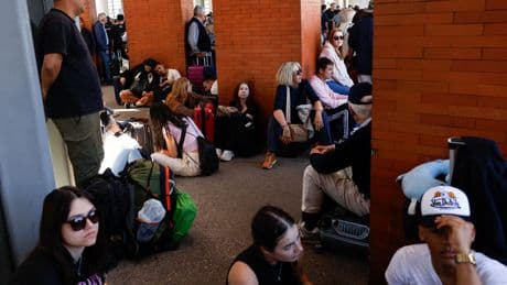 Trains, métros, feux de signalisation à l’arrêt... Une panne géante d’électricité paralyse l’Espagne et le Portugal