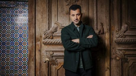 Omroep MAX stopt voorlopig met Sterren op het Doek met Özcan Akyol