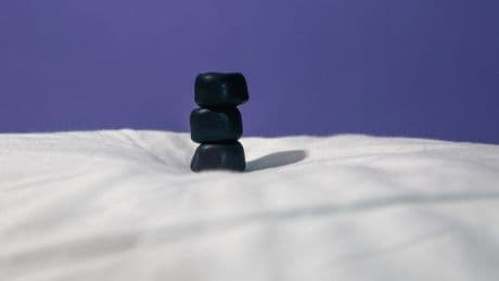 „Ich kam mir vor wie ein Drogendealer“: Wenn Eltern ihrem Kind ohne Rezept Melatonin geben
