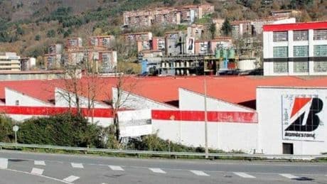 La falta de medidas contra los despidos traumáticos en la contrata de Bridgestone confirma la huelga