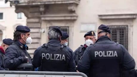 El padre de un joven apuñalado desbloquea el móvil de su hijo y encuentra un vídeo de su asesino