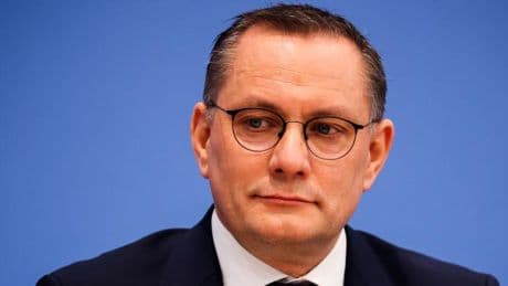 „Messerkriminalität hauptsächlich von Ausländern ist ein riesengroßes Problem“