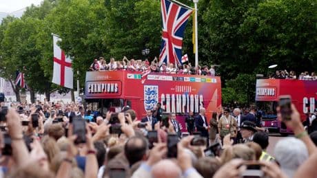 European champions England given a hero’s welcome outside Buckingham Palace