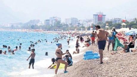 Yaz ekime kadar sürecek! Sıcaklıklar bu hafta 1-2 derece düşüyor ama...