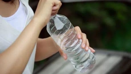 'Never enter' hotel room without 'chucking bottle under the bed' first