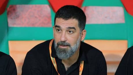 Shakhtar Donetsk'e gideceği iddia edilmişti; Arda Turan Süper Lig ekibinden sürpriz hamle