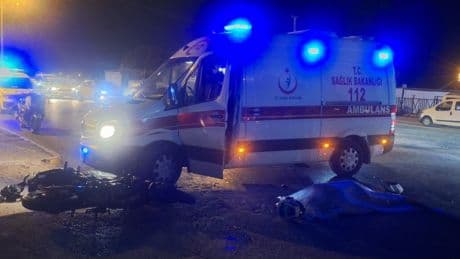 Antalya'da otomobille çarpışan motosikletin sürücüsü öldü