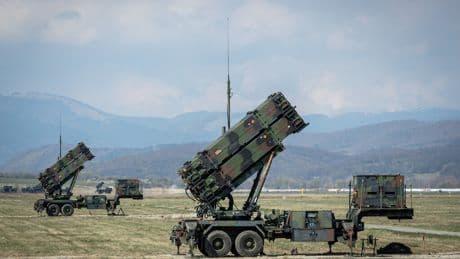 Una cosa es gastar el 5% del PIB en rearmarse y otra muy distinta es vender armas a Europa. España eso lo tiene clarísimo