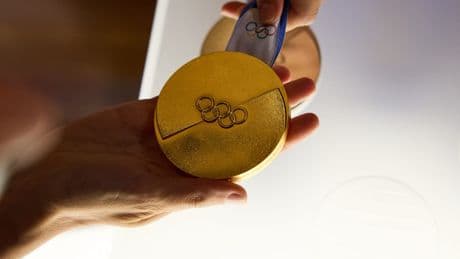 Mit einem besonderen Detail - So sehen die neuen Olympia-Medaillen aus