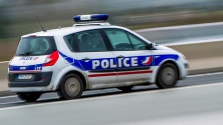 Maine-et-Loire: un couple retrouvé mort à leur domicile, un probable féminicide suivi d'un suicide