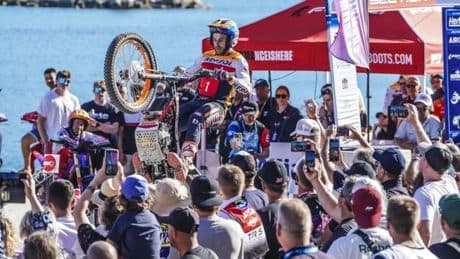Toni Bou brilla en Calvi logrando su 160 victoria en TrialGP