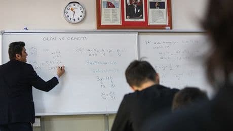 25 bin öğretmen atamasında takvim belli oldu (Sözleşmeli öğretmen atama takvimi 2025)