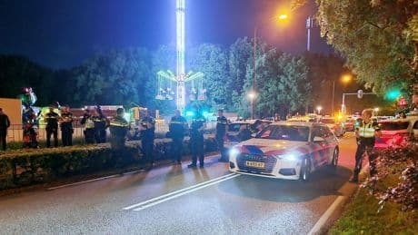 Politie grijpt in bij kermis Hoogland, twee arrestaties