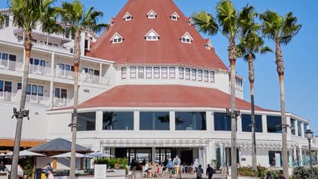 A Grand Comeback for a Grand Seaside Hotel