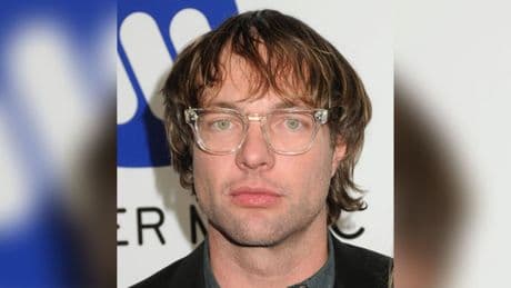 Langjähriger Bassist von Maroon 5: Mickey Maddens Ehefrau reicht Scheidung ein