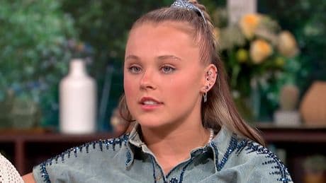 JoJo Siwa claims she felt ‘pressured’ into coming out as a lesbian: ‘I kind of boxed myself in’