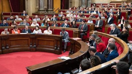 El Parlament pide al Govern iniciar el traslado del campus de la Laboral de Tarragona