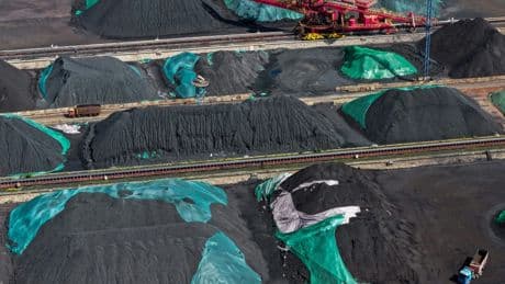 Chine: le charbon en plein boom, niveau record pour les renouvelables