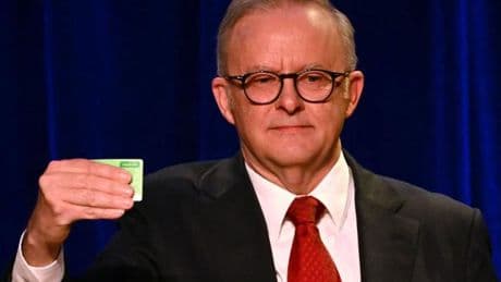 En Australie, le Premier ministre Anthony Albanese largement réélu grâce à “l’effet Trump”