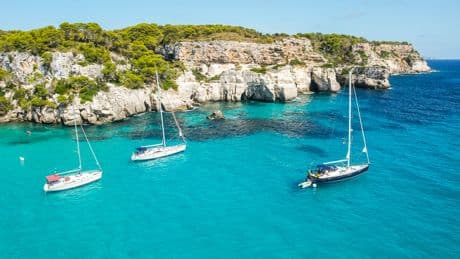 Uno de cada dos españoles considera imprescindible viajar para ser feliz