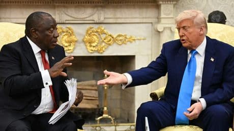 Trump a Ramaphosa: «I bianchi in Sudafrica fanno una morte orribile»