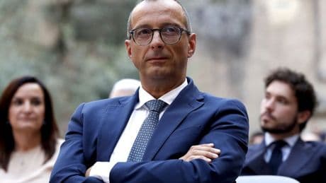 Il grande factotum smentisce Matteo. Chi è che dice bugie?