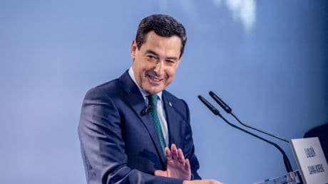 Moreno impulsa una &quot;alianza&quot; de CCAA contra el cupo catalán y vaticina el &quot;suicidio político&quot; de Vox si no apoya al PP